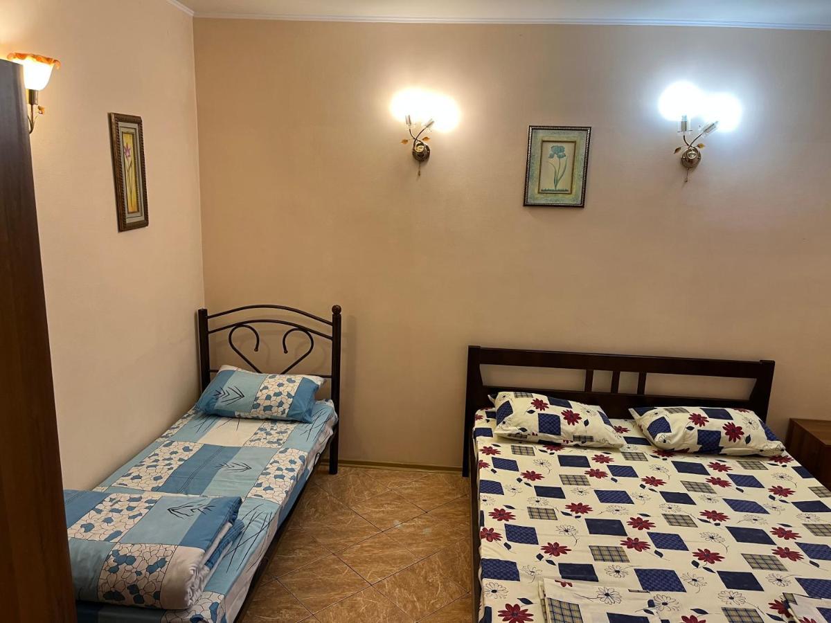Гостиница Лебедь New Athos Bagian luar foto